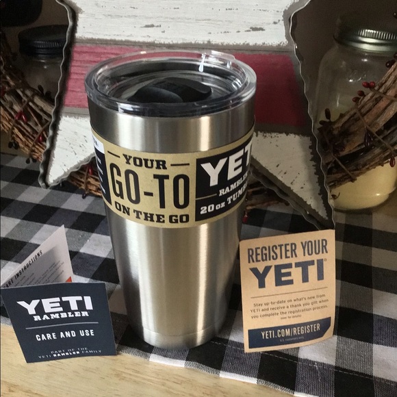 YETI RAMBLER 20oz TUMBLER - Picture 1 of 3